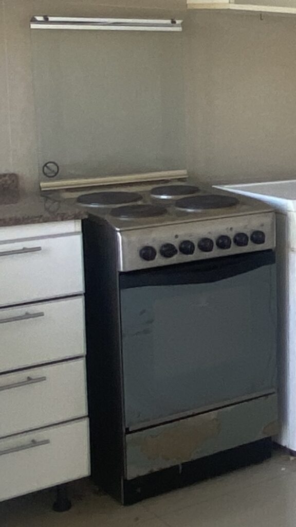 Cocina con horno eléctrica