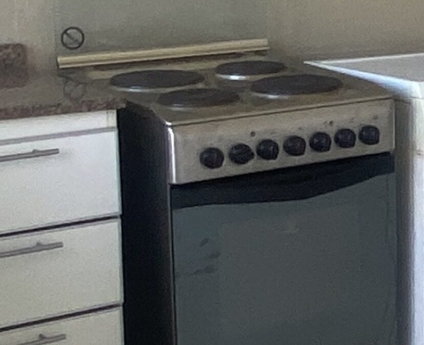 Cocina con horno eléctrica