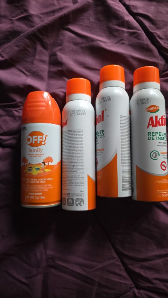 latas llenas repelentes