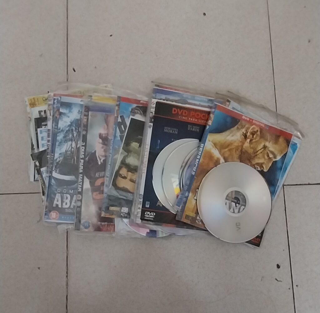 CDs y DVDs