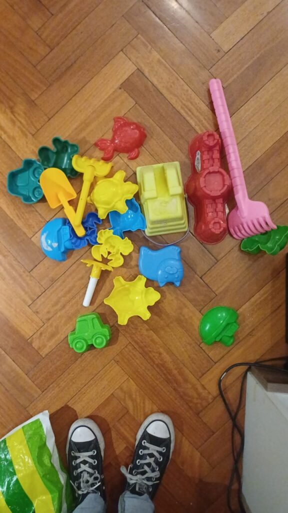 Juguetes de plástico para la playa