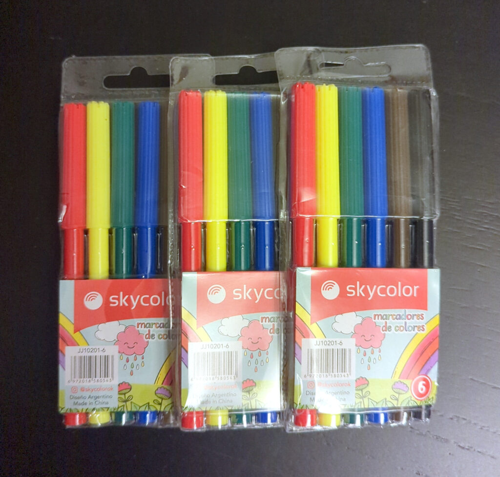 3 cajas de 6 marcadores de colores