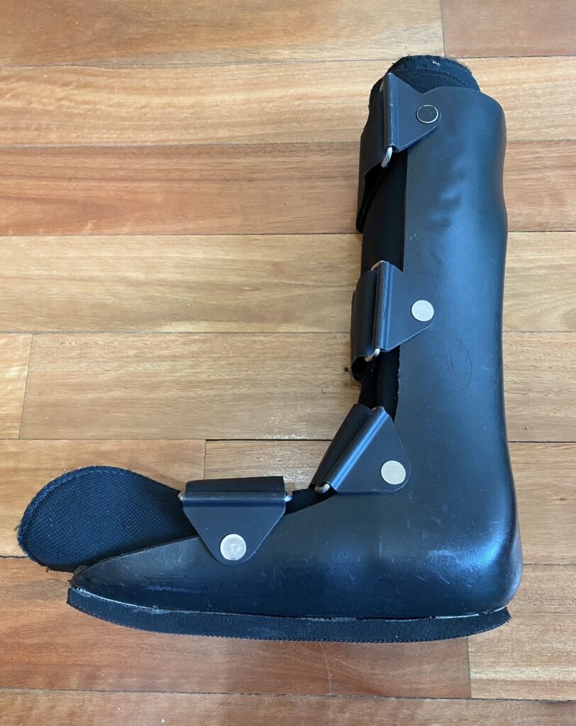 Bota kinesiología 38