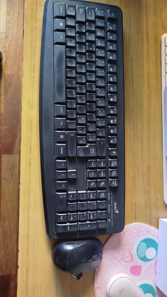 Teclado + mouse USB