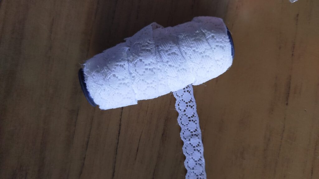Rollo de puntilla