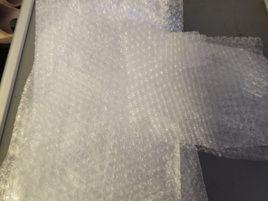 Papel burbuja, film alveolar, material para embalar