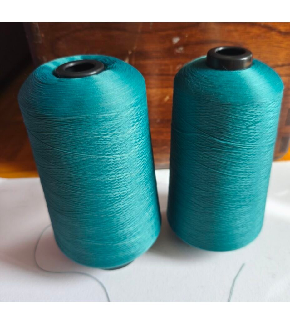 Conos de hilo especial para overlock