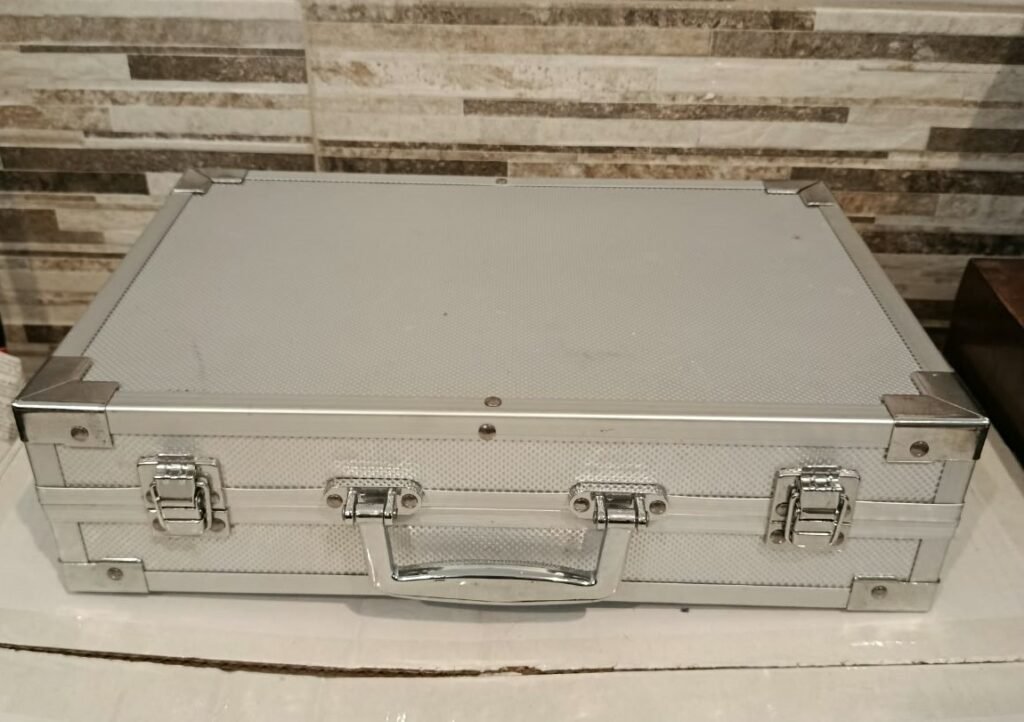 Maletín para materiales de arte o herramientas