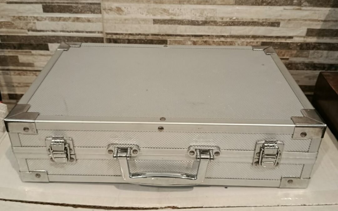 Maletín para materiales de arte o herramientas