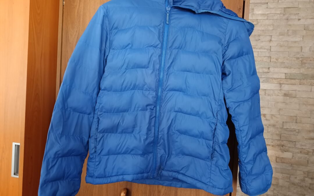 Campera UNIQLO infantil