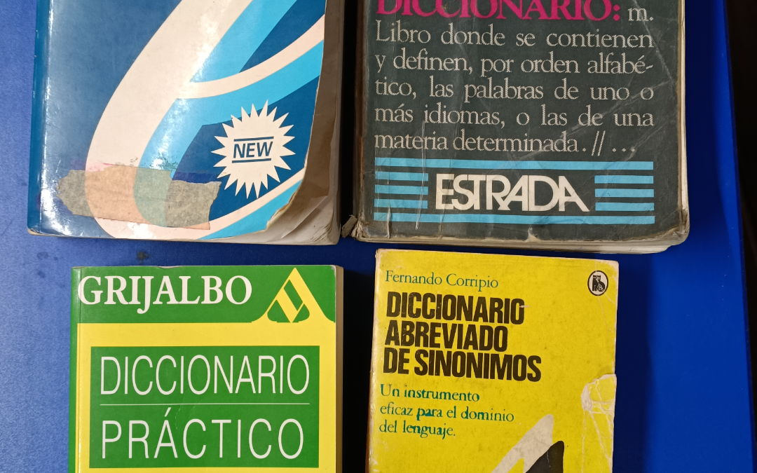 Diccionarios varios