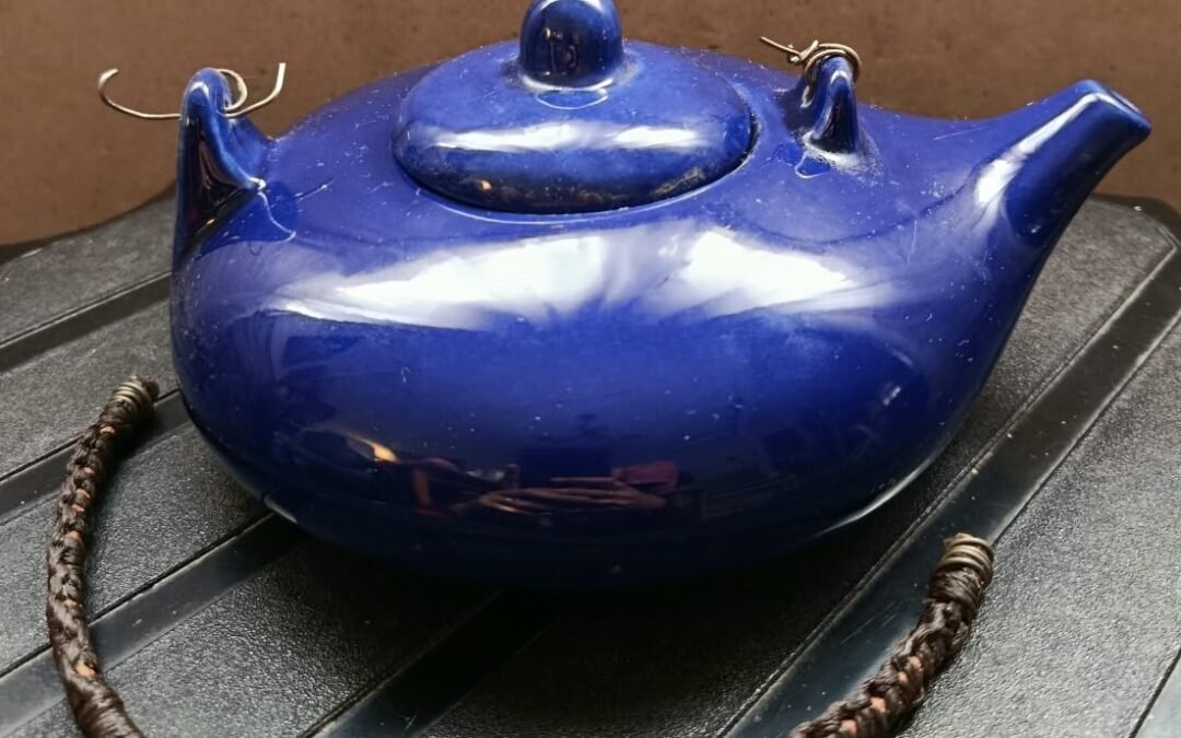 Tetera de cerámica