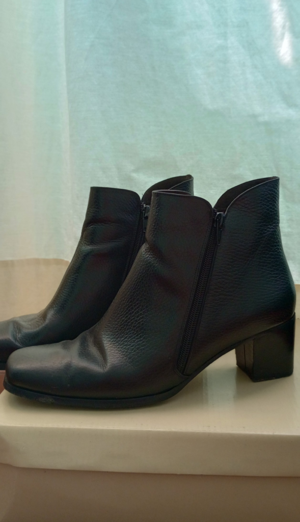 Botas cortas de cuero
