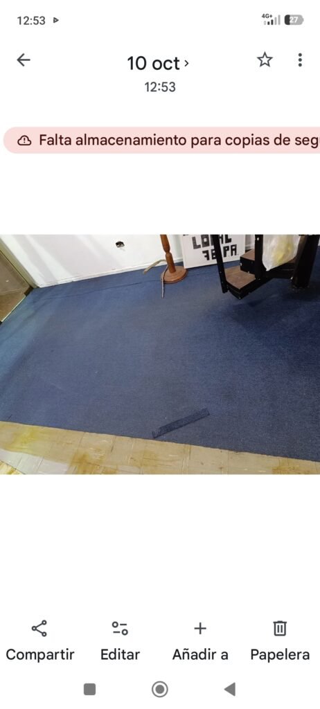 Alfombra azul